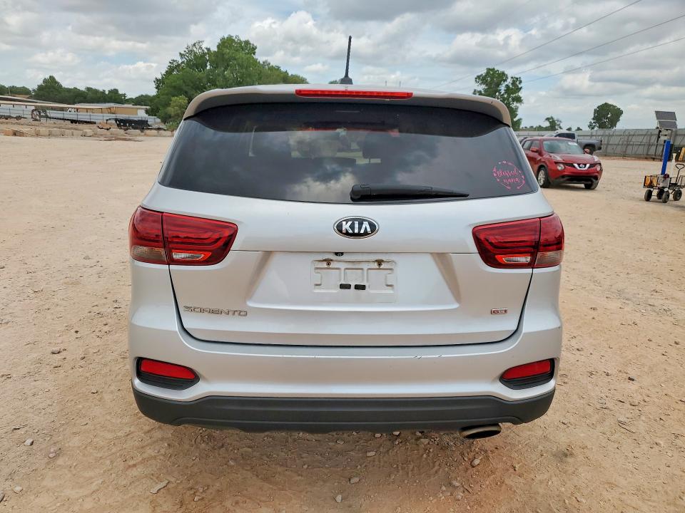 2019 Kia Sorento მანქანა იყიდება აუქციონზე, vin: 5XYPG4A36KG581463, აუქციონის ნომერი: 56054236