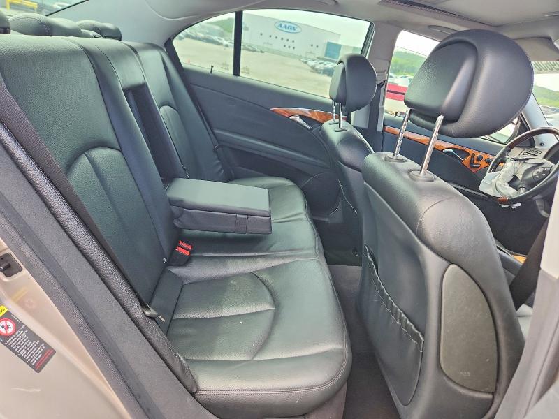 59099606 :رقم المزاد ، WDBUF56JX6A958254 vin ، 2006 Mercedes-benz E مزاد بيع