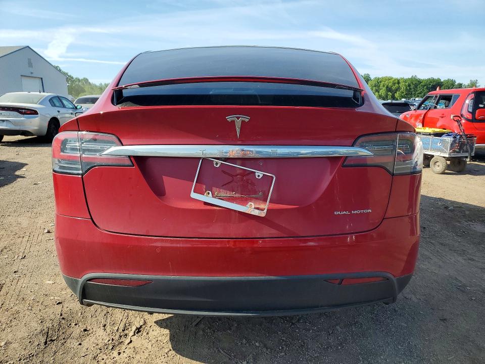 Продажа на аукционе авто 2019 Tesla Model X, vin: 5YJXCBE25KF197361, номер лота: 57427286