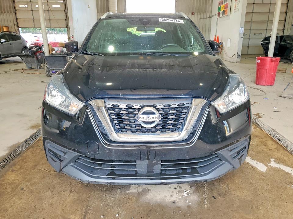 58800726 :رقم المزاد ، 3N1CP5CV4LL532830 vin ، 2020 Nissan Kicks مزاد بيع
