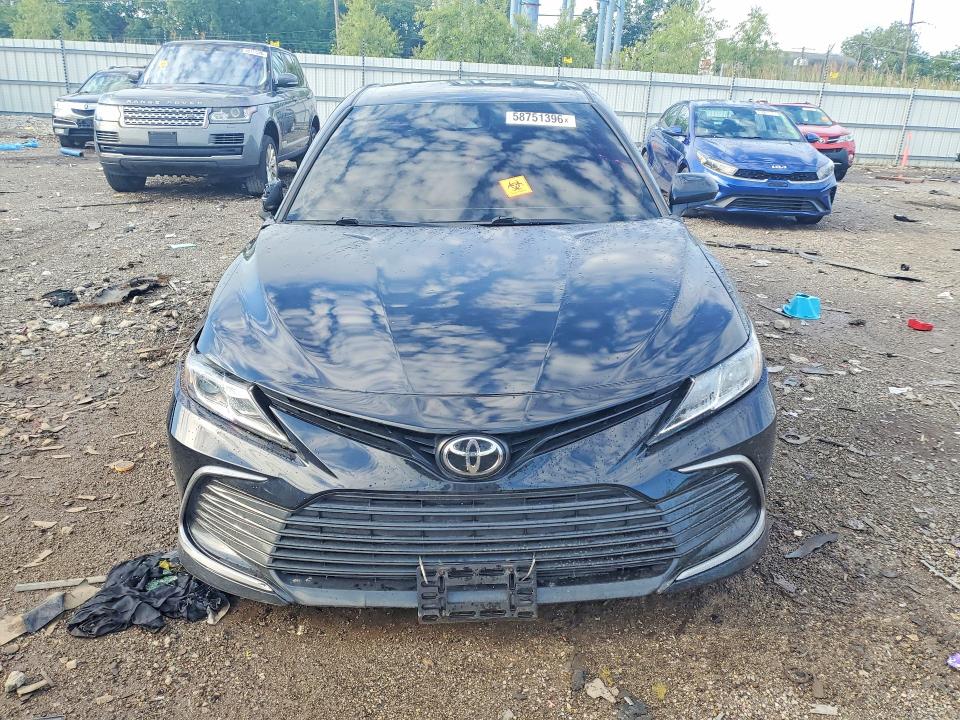 Продажа на аукционе авто 2021 Toyota Camry, vin: 4T1C11AK6MU566464, номер лота: 58751396