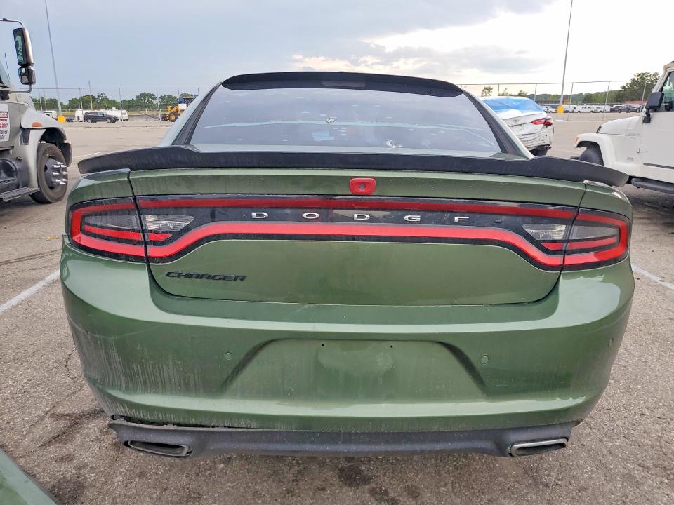 58530996 :رقم المزاد ، 2C3CDXBG4JH164227 vin ، 2018 Dodge Charger مزاد بيع