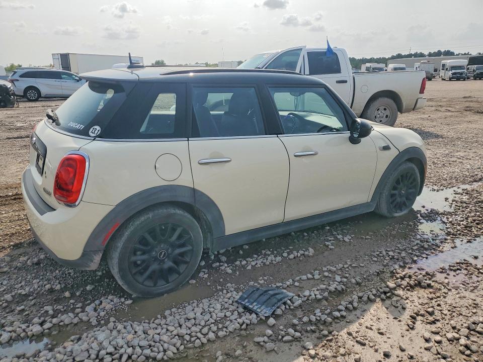58394546 :رقم المزاد ، WMWXU1C5XG2D12096 vin ، 2016 Mini Cooper مزاد بيع