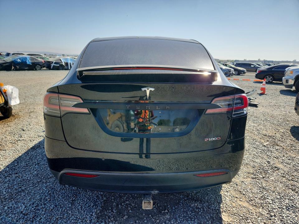 2018 Tesla Model X მანქანა იყიდება აუქციონზე, vin: 5YJXCBE43JF142956, აუქციონის ნომერი: 56355436