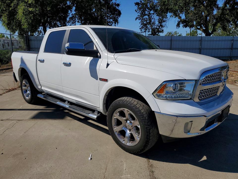 58734026 :رقم المزاد ، 1C6RR7NM2JS351846 vin ، 2018 Ram 1500 مزاد بيع