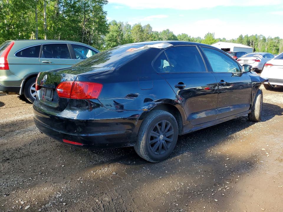 56789136 :رقم المزاد ، 3VWDK7AJXDM416682 vin ، 2013 Volkswagen Jetta مزاد بيع