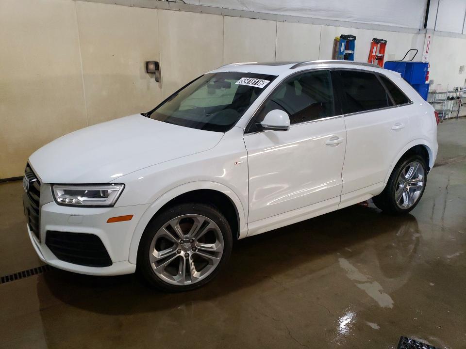 55418116 :رقم المزاد ، WA1JCCFS5JR013985 vin ، 2018 Audi Q3 مزاد بيع