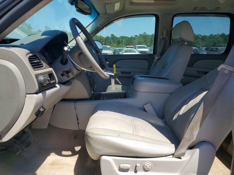 Продажа на аукционе авто 2007 Chevrolet Suburban, vin: 1GNFC16J57J235061, номер лота: 55596506