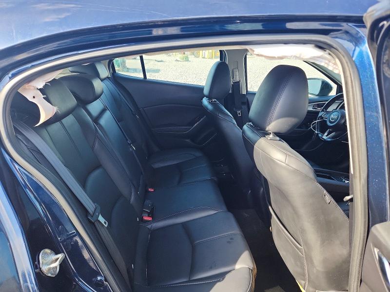 2018 Mazda 3 მანქანა იყიდება აუქციონზე, vin: 3MZBN1L31JM227151, აუქციონის ნომერი: 55987256