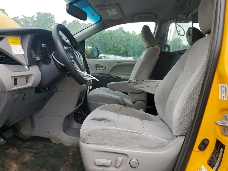 2016 Toyota Sienna მანქანა იყიდება აუქციონზე, vin: 5TDKK3DC4GS763462, აუქციონის ნომერი: 57136326