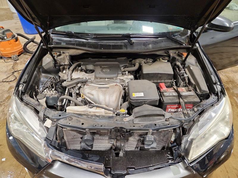 2015 Toyota Camry მანქანა იყიდება აუქციონზე, vin: 4T4BF1FK4FR505886, აუქციონის ნომერი: 58084286