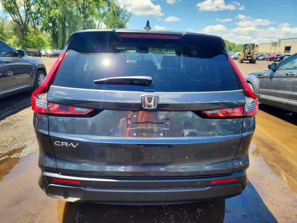 Auction sale of the 2024 Honda Cr-v, vin: 2HKRS4H72RH410793, lot number: 58555676