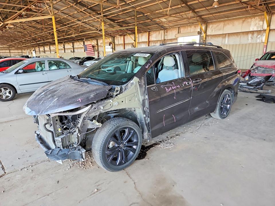 Продаж на аукціоні авто 2022 Toyota Sienna, vin: 5TDXRKEC7NS092019, номер лоту: 57040636