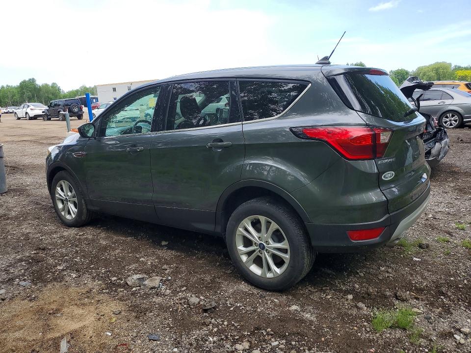 Продажа на аукционе авто 2019 Ford Escape, vin: 1FMCU9GD5KUB87323, номер лота: 56445826
