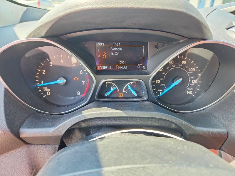 58627586 :رقم المزاد ، 1FMCU0GD9JUC07454 vin ، 2018 Ford Escape مزاد بيع