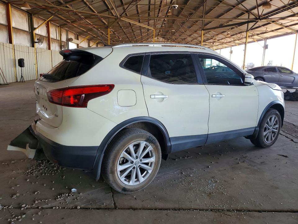 2017 Nissan Rogue Sport მანქანა იყიდება აუქციონზე, vin: JN1BJ1CP1HW022170, აუქციონის ნომერი: 56357046