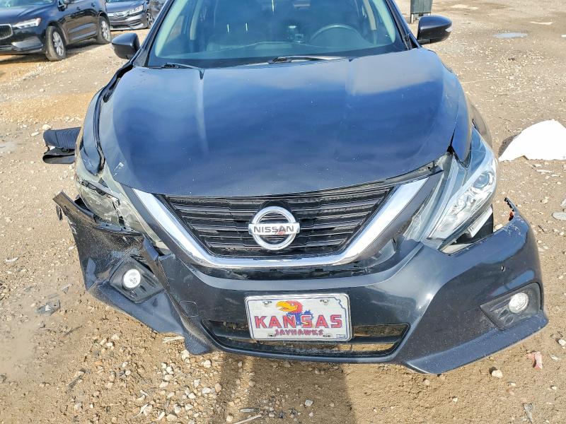 2016 Nissan Altima მანქანა იყიდება აუქციონზე, vin: 1N4BL3AP3GC130964, აუქციონის ნომერი: 56645616