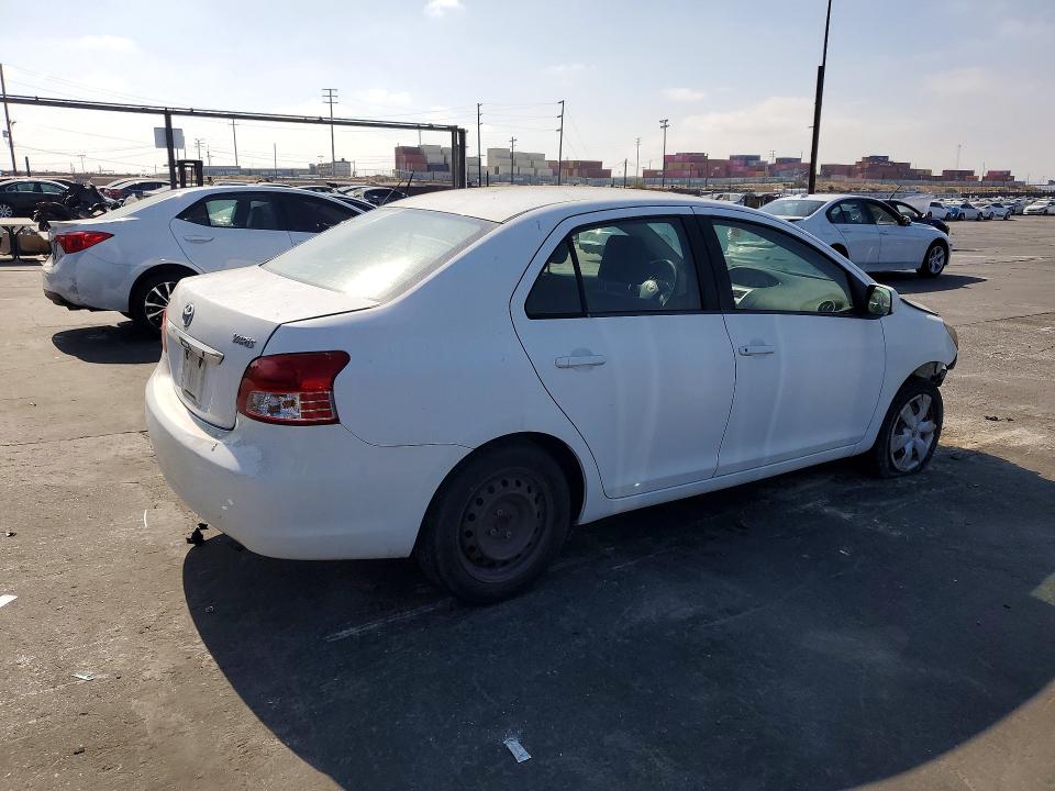 57768676 :رقم المزاد ، JTDBT923471119704 vin ، 2007 Toyota Yaris مزاد بيع