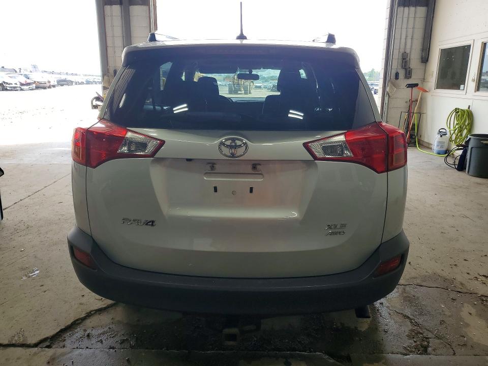 2015 Toyota Rav4 მანქანა იყიდება აუქციონზე, vin: JTMRFREV4FD159491, აუქციონის ნომერი: 56249376