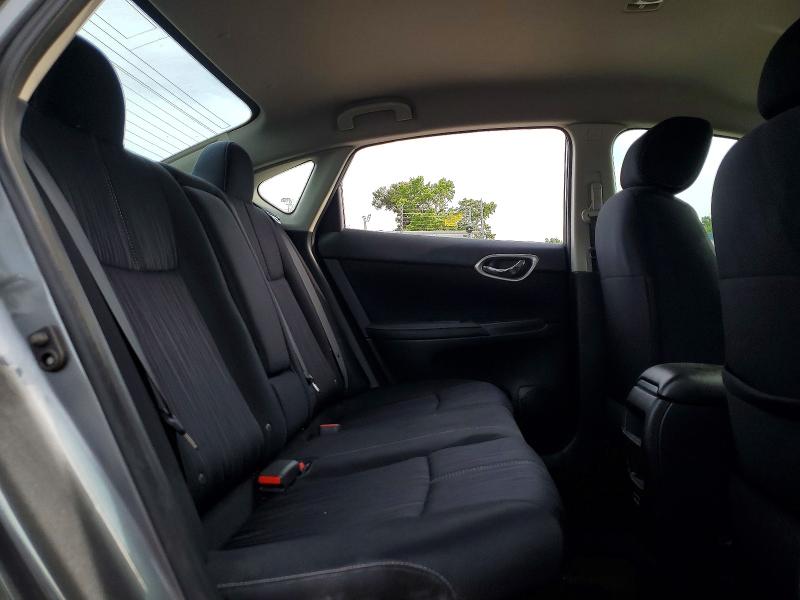 2018 Nissan Sentra მანქანა იყიდება აუქციონზე, vin: 3N1AB7APXJL633180, აუქციონის ნომერი: 56796886