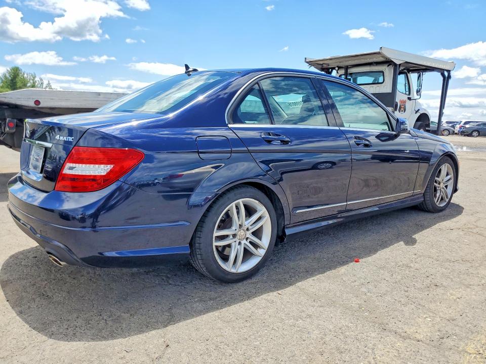 Auction sale of the 2012 Mercedes-benz C, vin: WDDGF8BB2CF861259, lot number: 57498076