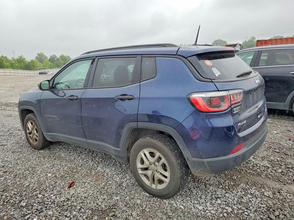 57715826 :رقم المزاد ، 3C4NJDAB5JT132038 vin ، 2018 Jeep Compass مزاد بيع