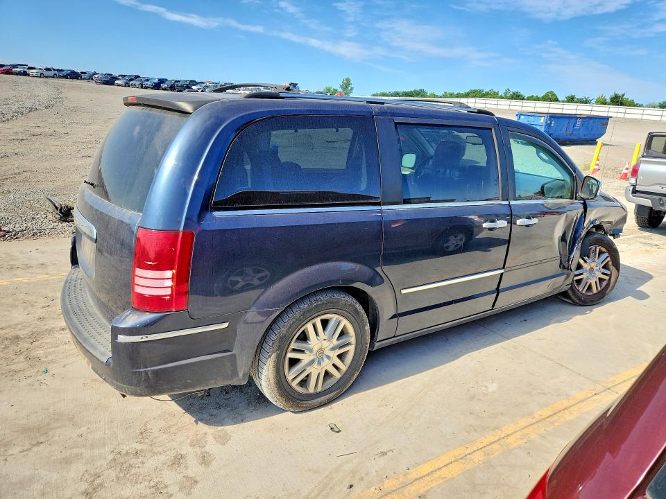 2008 Chrysler Town & Country მანქანა იყიდება აუქციონზე, vin: 2A8HR64X08R765819, აუქციონის ნომერი: 58639916