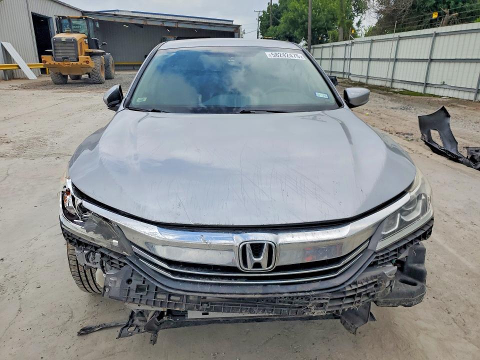2017 Honda Accord მანქანა იყიდება აუქციონზე, vin: 1HGCR2F37HA267773, აუქციონის ნომერი: 58242476