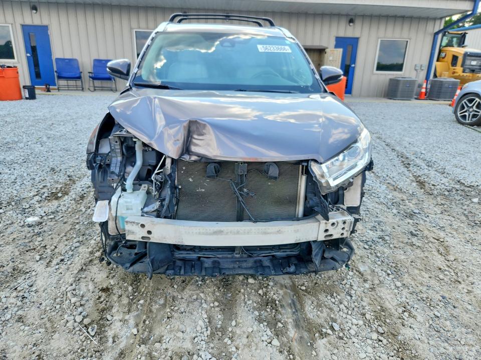 2018 Toyota Highlander მანქანა იყიდება აუქციონზე, vin: 5TDJZRFH2JS536278, აუქციონის ნომერი: 56233666