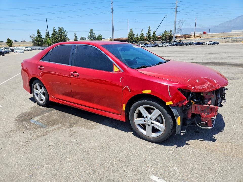 55505356 :رقم المزاد ، 4T1BF1FKXCU604668 vin ، 2012 Toyota Camry مزاد بيع