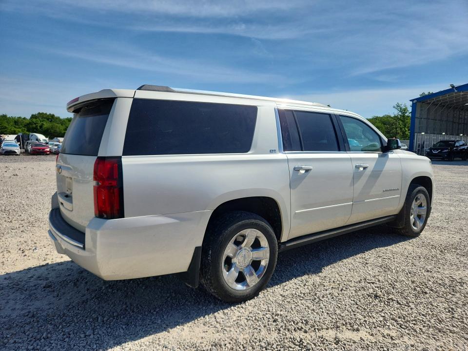 Продажа на аукционе авто 2015 Chevrolet Suburban, vin: 1GNSKKKCXFR621005, номер лота: 55172116