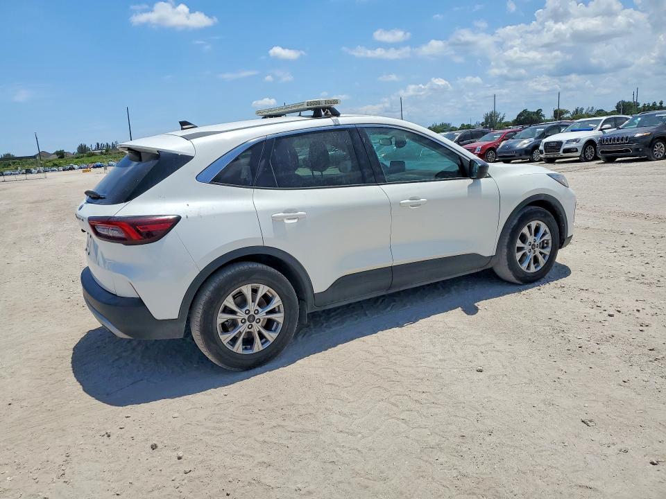 Продажа на аукционе авто 2023 Ford Escape, vin: 1FMCU0GNXPUA23948, номер лота: 56692946