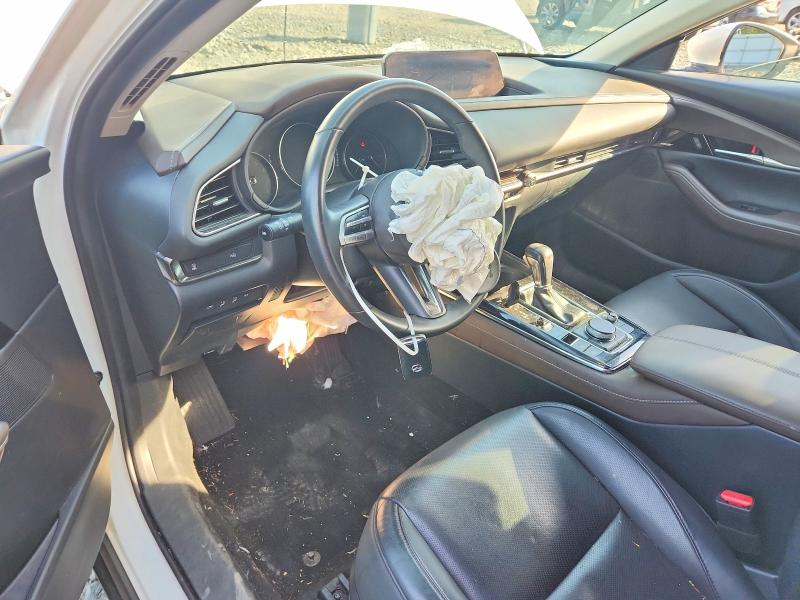 58322566 :رقم المزاد ، 3MVDMBDL5MM311818 vin ، 2021 Mazda Cx-30 مزاد بيع