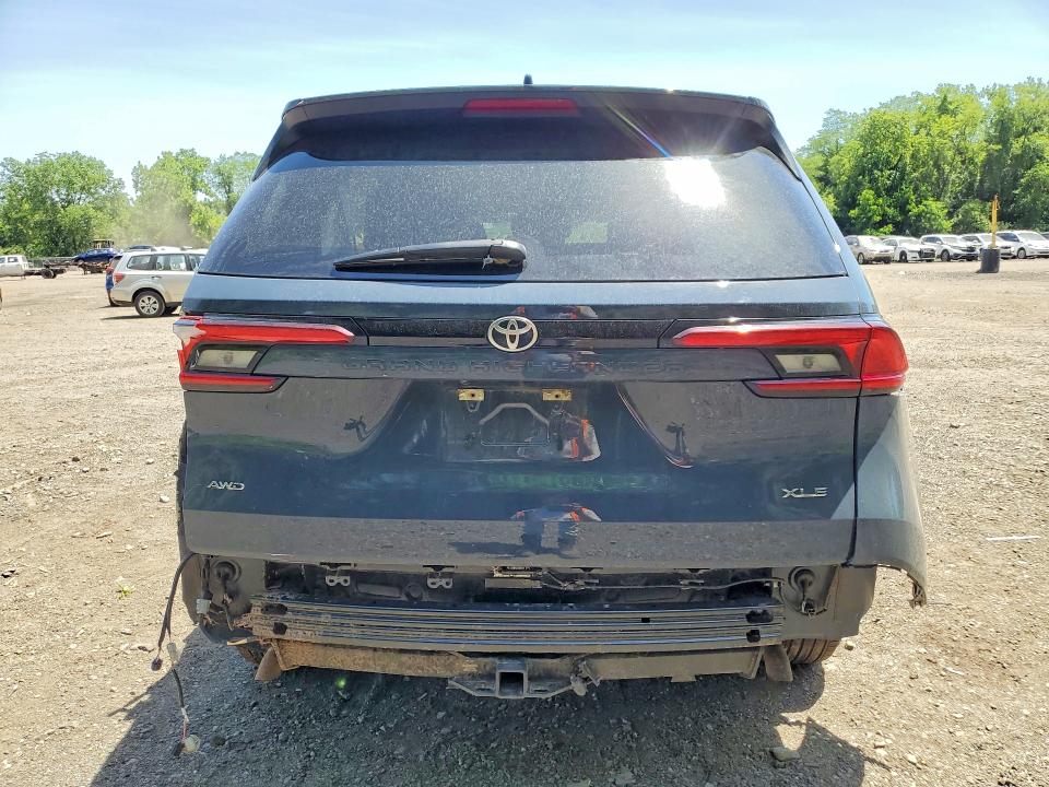 2026 Toyota Grand Highlander მანქანა იყიდება აუქციონზე, vin: 5TDAAAB57TS110786, აუქციონის ნომერი: 55256386