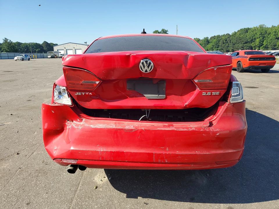 2013 Volkswagen Jetta მანქანა იყიდება აუქციონზე, vin: 3VWDP7AJ4DM447685, აუქციონის ნომერი: 56276276