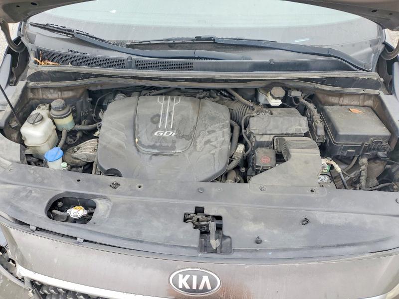 58779906 :رقم المزاد ، KNDMB5C16F6027996 vin ، 2015 Kia Sedona مزاد بيع