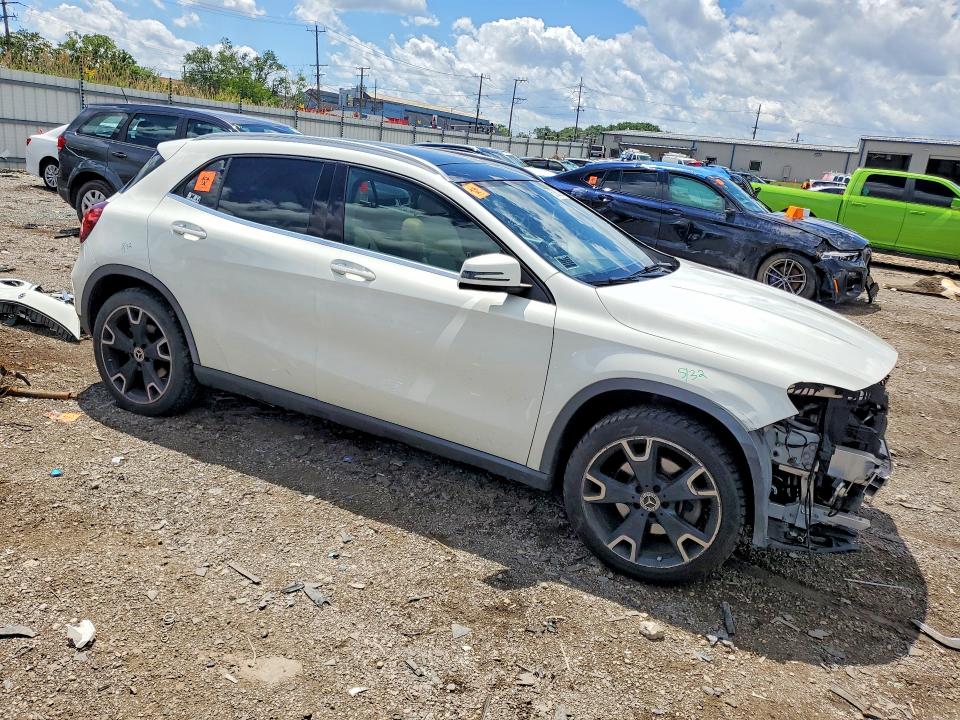 57380336 :رقم المزاد ، WDCTG4EB3JJ471415 vin ، 2018 Mercedes-benz Gla مزاد بيع