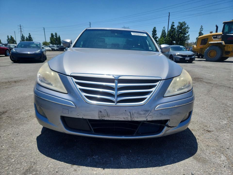 2011 Hyundai Genesis მანქანა იყიდება აუქციონზე, vin: KMHGC4DF2BU129795, აუქციონის ნომერი: 55606896
