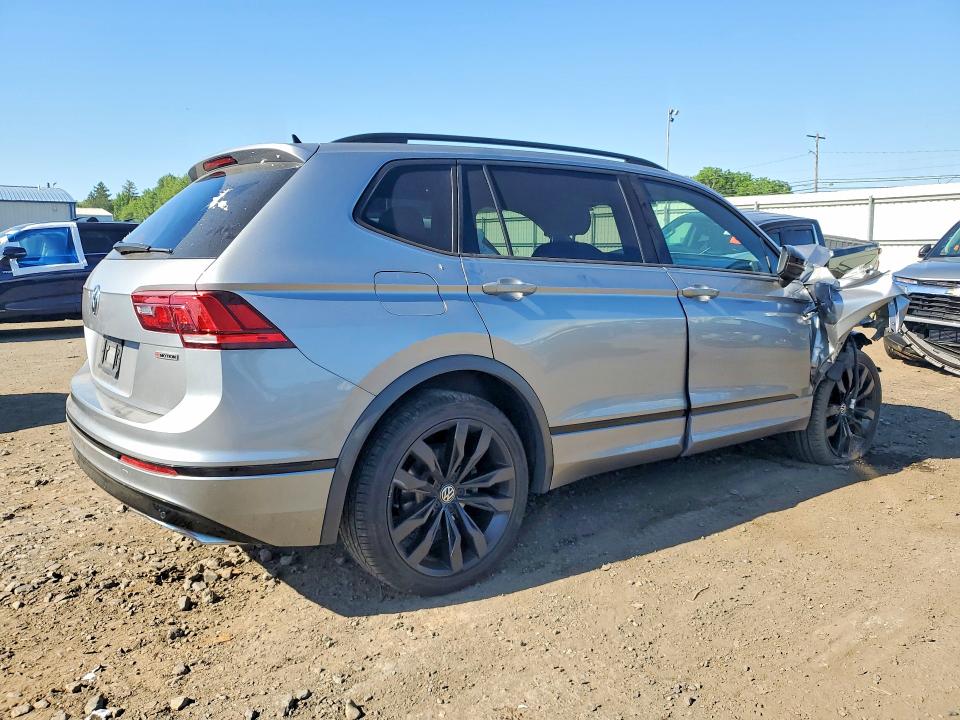 56155706 :رقم المزاد ، 3VV2B7AXXLM153673 vin ، 2020 Volkswagen Tiguan مزاد بيع