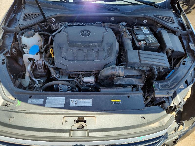 56177356 :رقم المزاد ، 1VWBA7A38JC045482 vin ، 2018 Volkswagen Passat مزاد بيع