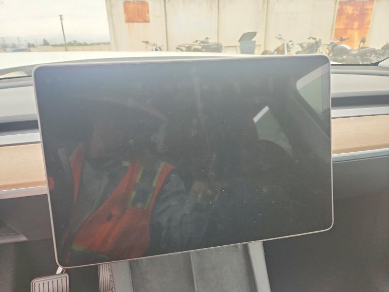 2024 Tesla Model Y მანქანა იყიდება აუქციონზე, vin: 7SAYGDED5RF096128, აუქციონის ნომერი: 59185036