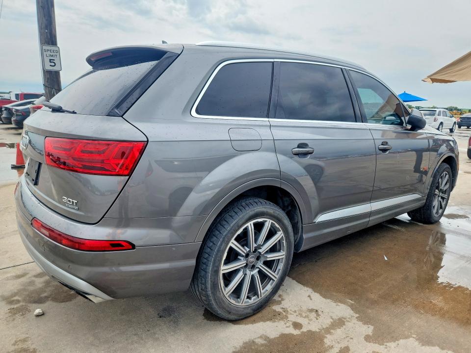 Продаж на аукціоні авто 2017 Audi Q7, vin: WA1AAAF76HD041579, номер лоту: 57995856