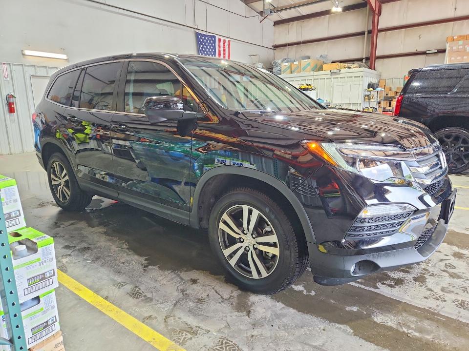 Продажа на аукционе авто 2018 Honda Pilot, vin: 5FNYF6H58JB023954, номер лота: 57243596