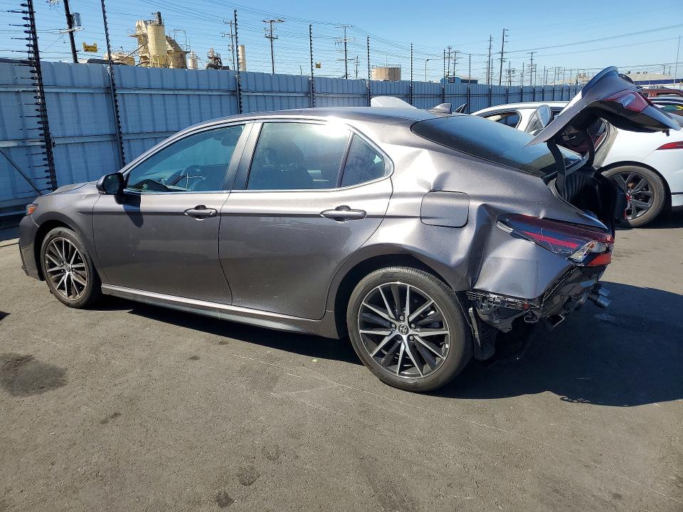 57361766 :رقم المزاد ، 4T1T11AK1RU898979 vin ، 2024 Toyota Camry مزاد بيع