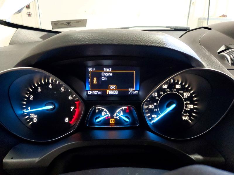 Продаж на аукціоні авто 2017 Ford Escape, vin: 1FMCU9J99HUB85457, номер лоту: 55978926