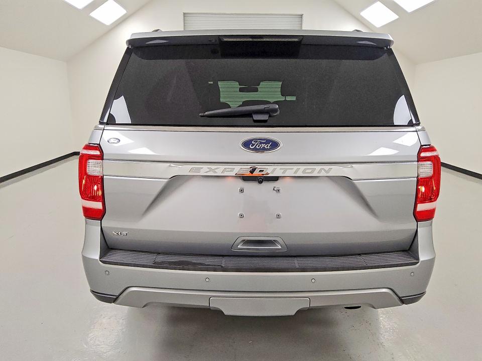 2020 Ford Expedition მანქანა იყიდება აუქციონზე, vin: 1FMJU1HT6LEA10015, აუქციონის ნომერი: 55727586