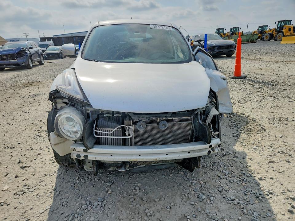 2015 Nissan Juke მანქანა იყიდება აუქციონზე, vin: JN8AF5MVXFT557855, აუქციონის ნომერი: 58332436