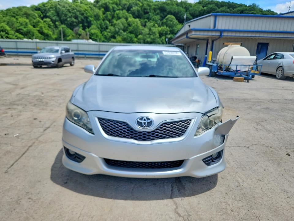 2010 Toyota Camry მანქანა იყიდება აუქციონზე, vin: 4T1BK3EKXAU111398, აუქციონის ნომერი: 57050236
