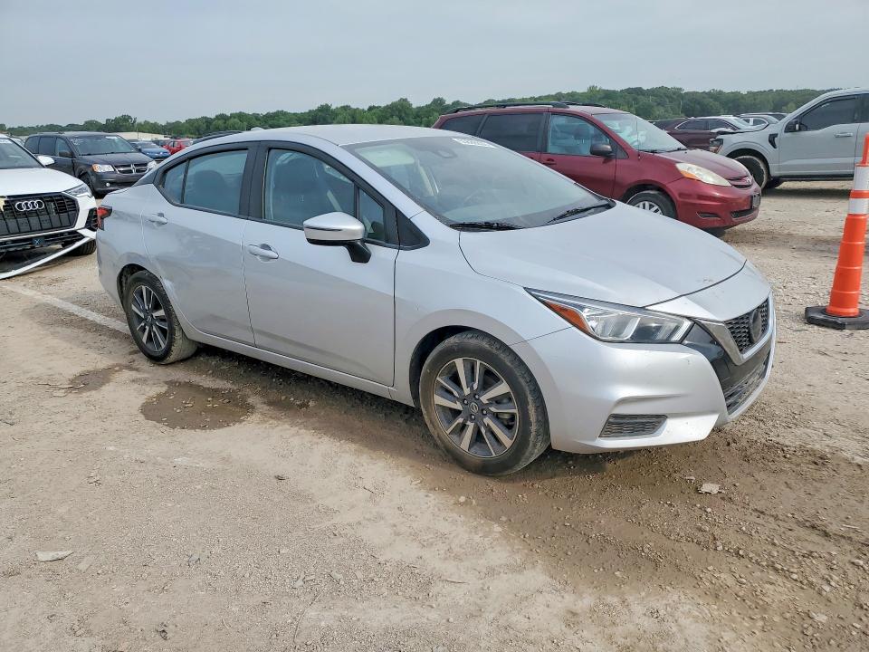 55680636 :رقم المزاد ، 3N1CN8EV2ML884567 vin ، 2021 Nissan Versa مزاد بيع