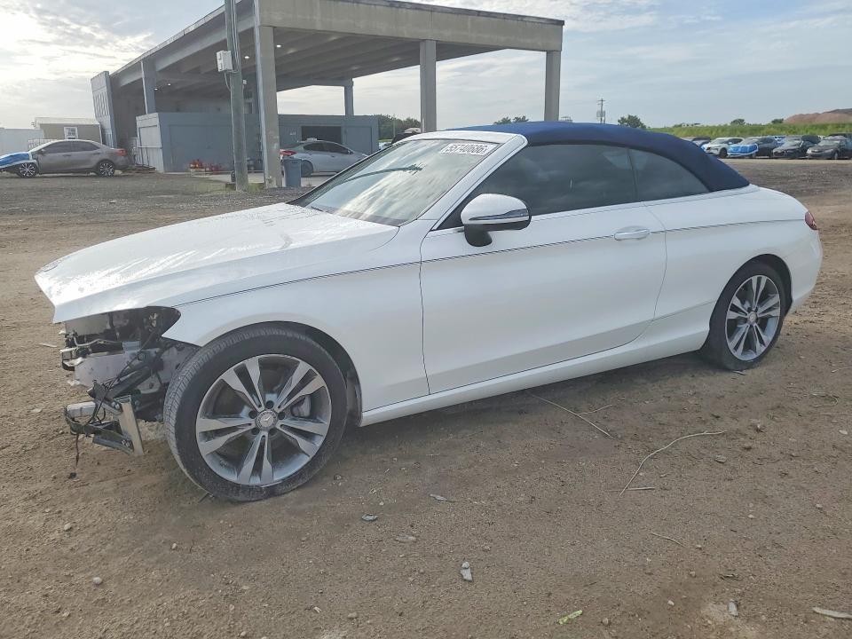 55740686 :رقم المزاد ، WDDWK4JB7JF659757 vin ، 2018 Mercedes-benz C مزاد بيع